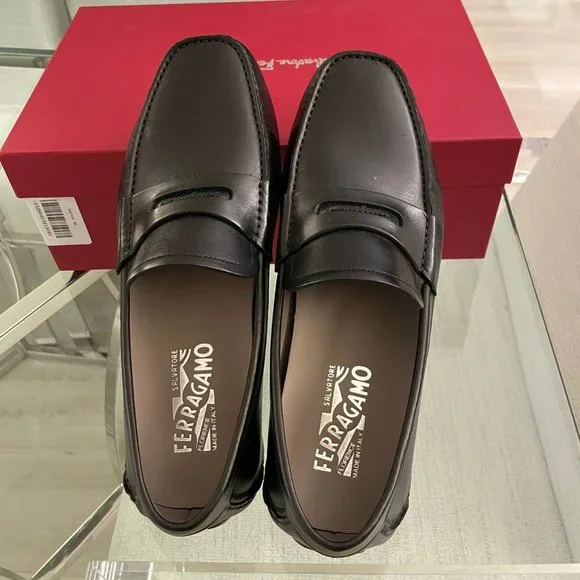 Salvatore Ferragamo Shoes Newton Mens Ferragamo Black Loafers